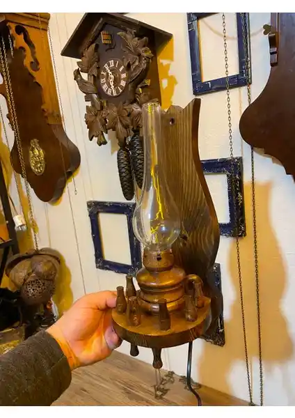 Antika Ayal Ahşap Elektrikli Gaz Lambası: Estetik ve Güvenli Modern Dekorasyon Seçeneği