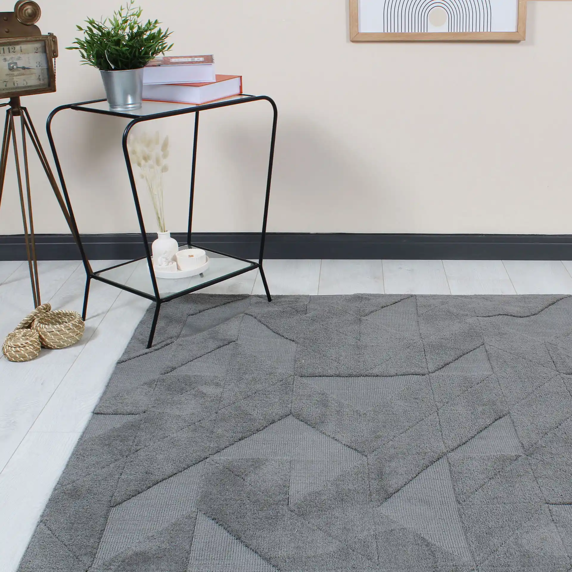 Antrasit Renkli Yolluk Dekorasyonunda Modern ve Şık Çözümler