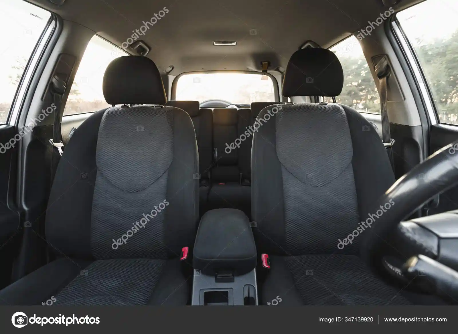 Araba İçi Dekorasyonu ile Konfor ve Şıklığı Artırmanın En İyi Yöntemleri