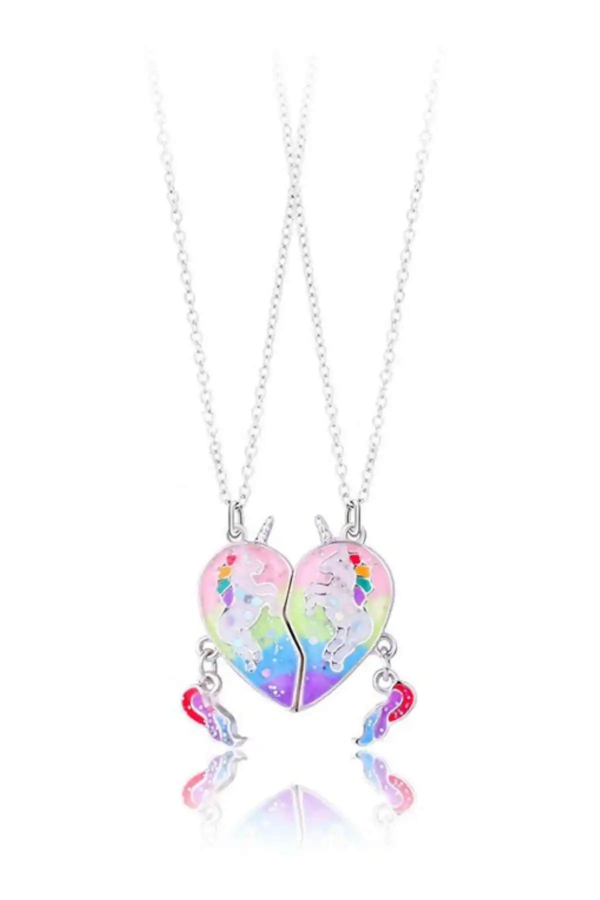 Arkadaşlık Kolyesi Temalı Dekorasyon Fikirleri ve Mekanlara Sıcaklık Katmanın Yolları