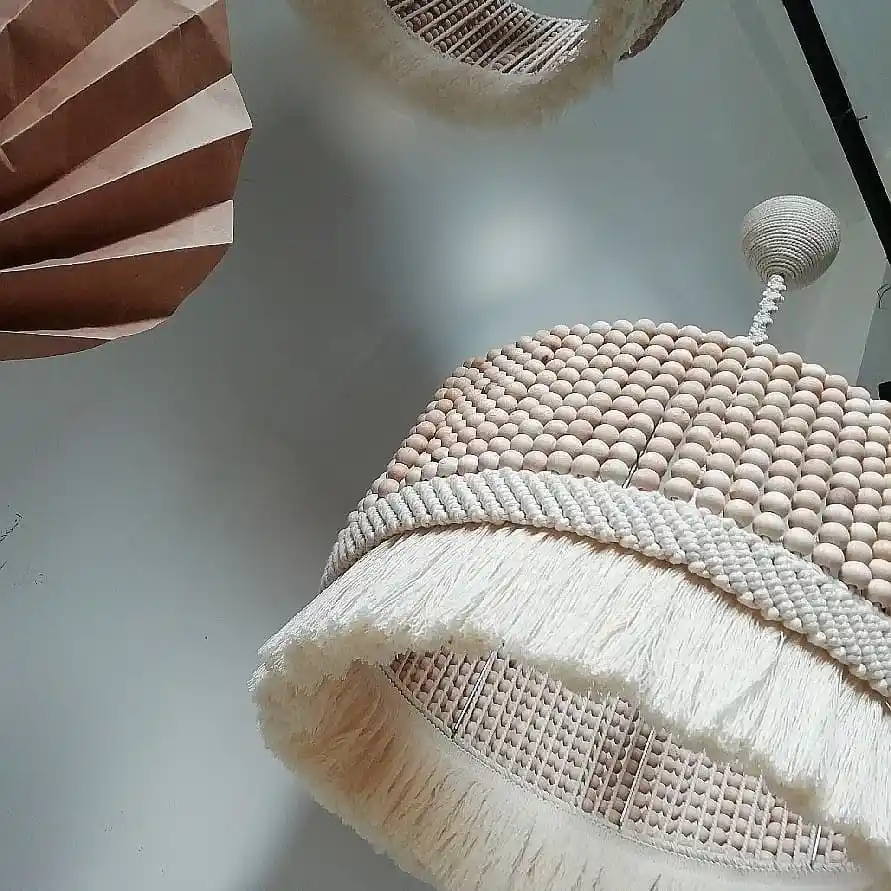 Avize Aparatlarıyla Dekorasyonda Şıklık ve Fonksiyonellik: Modern ve Trend Tasarımlar