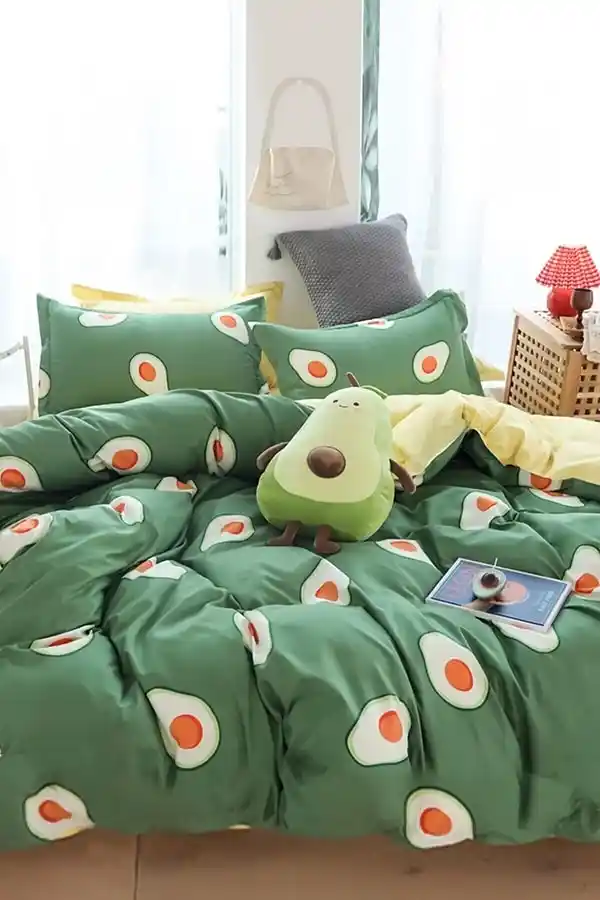 Avokadolu Nevresim Takımlarıyla Modern ve Doğal Yatak Odası Dekorasyonu