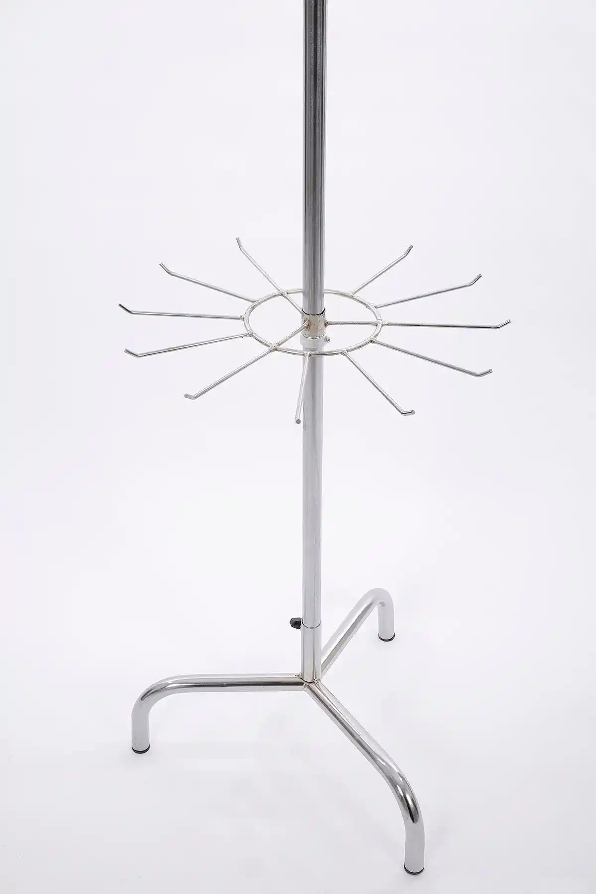 Ayaklı Bijuteri Standları ile Dekorasyonunuzu Şıklık ve Fonksiyonellik ile Zenginleştirin