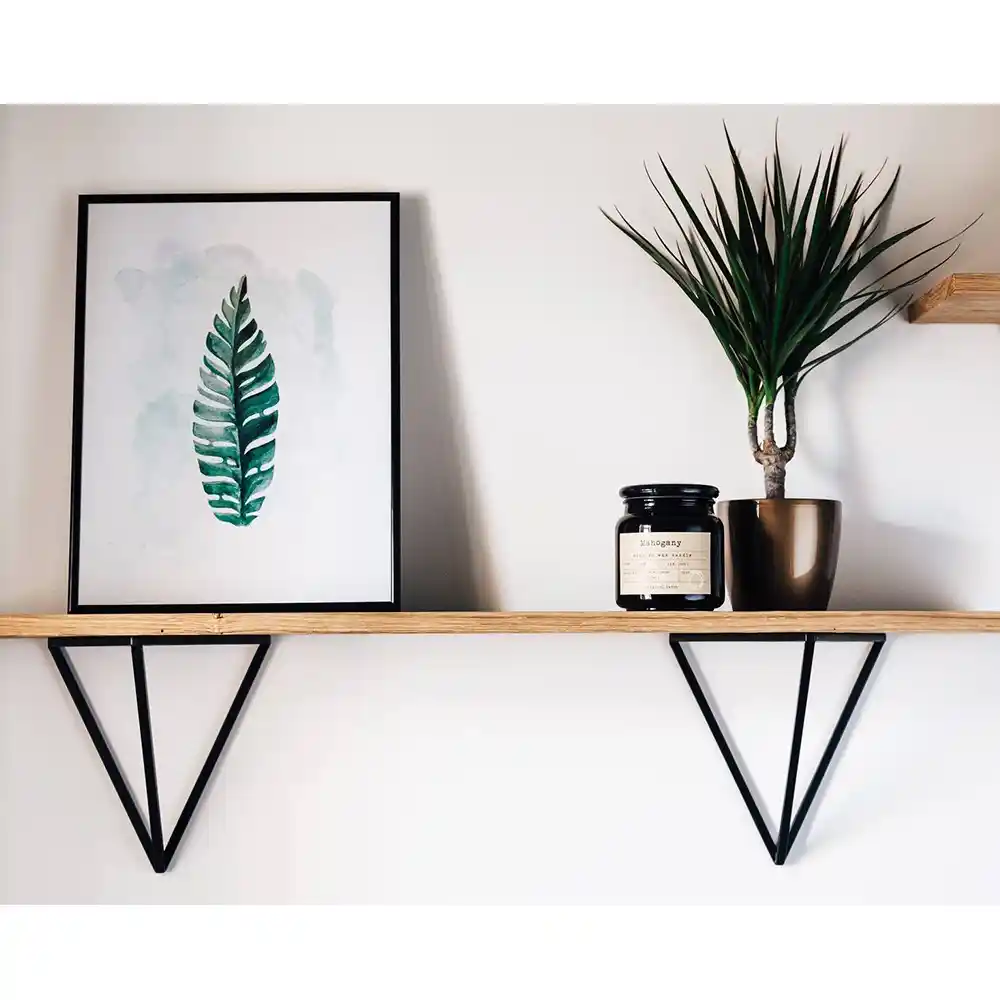 Ayaklı Duvar Rafları ile Modern Dekorasyon ve Fonksiyonelliğin Birleşimi