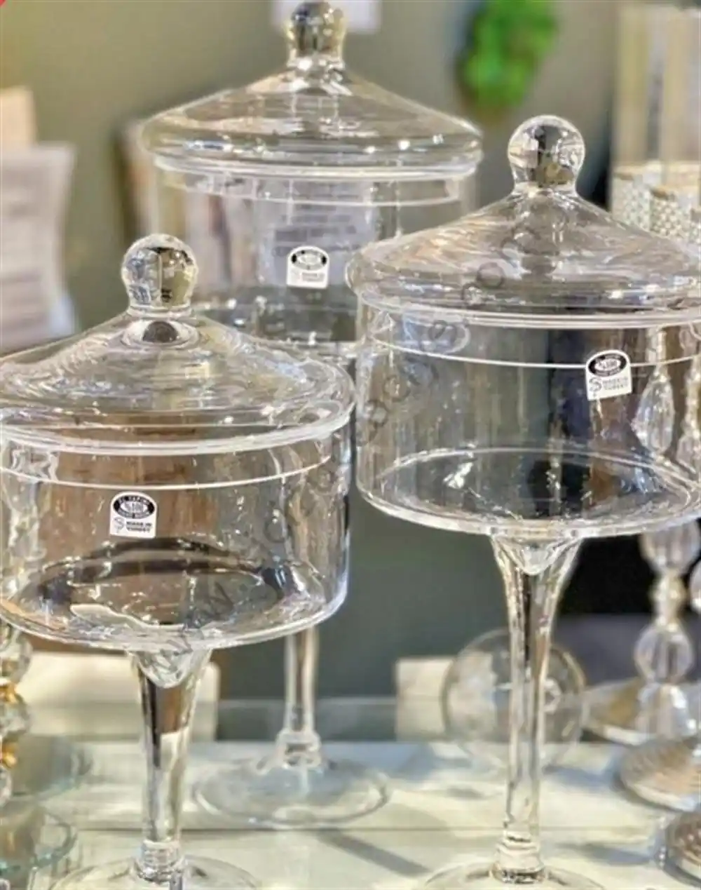 Ayaklı Kavanozlar ile Modern ve Şık Dekorasyon Çözümleri