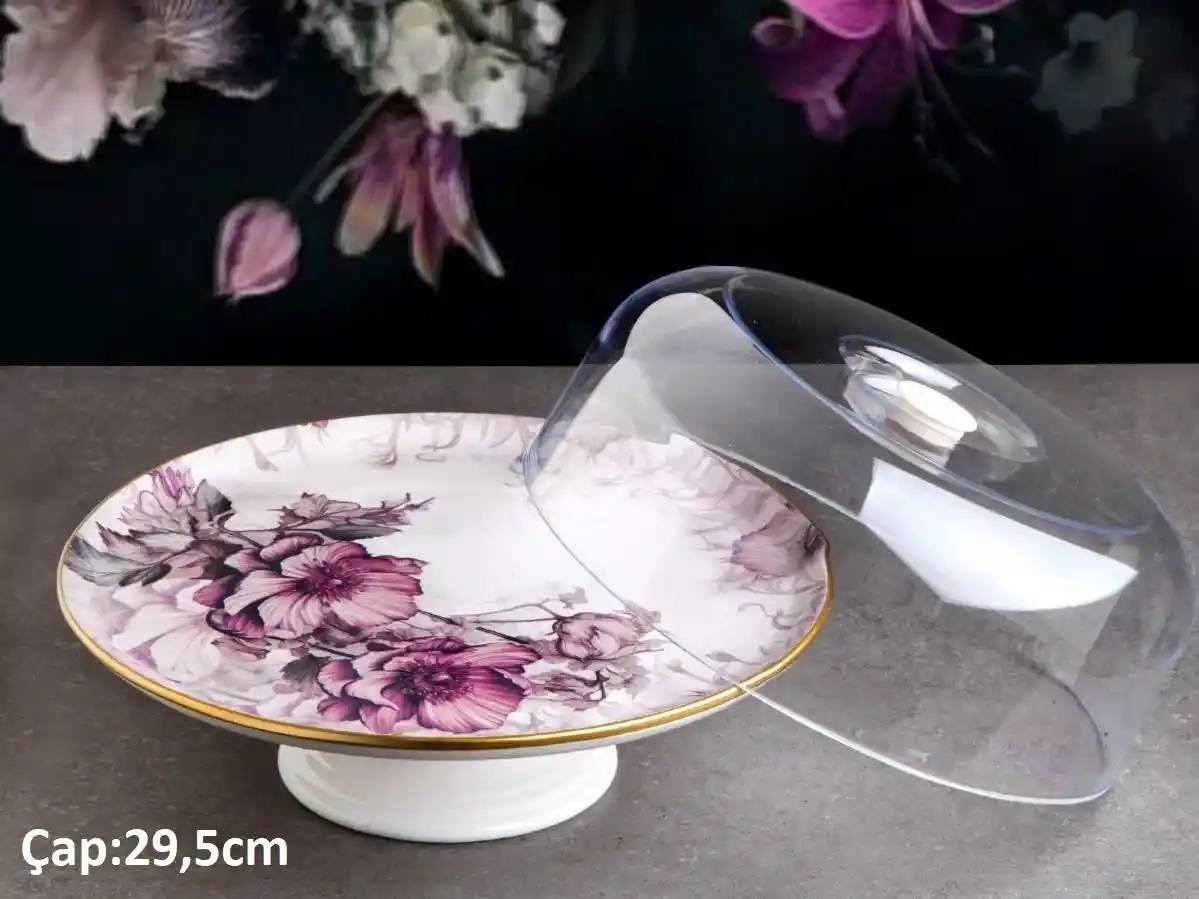 Ayaklı Kek Tabağı ile Dekorasyonda Şıklık ve İşlevsellik Bir Arada