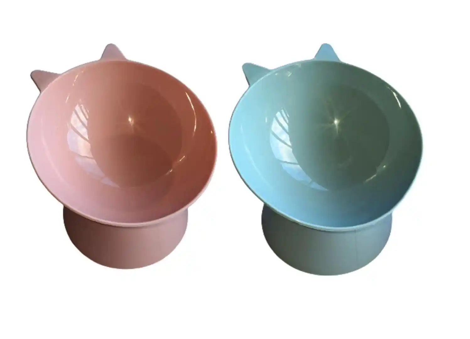 Ayaklı Mama Kabı Dekorasyonunda Modern ve İşlevsel Çözümler