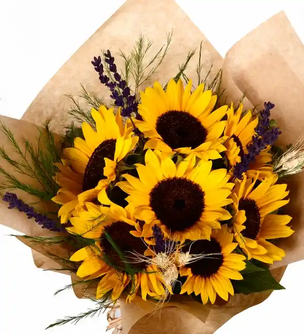 Ayçiçeği Kullanımıyla Dekorasyonda Doğal ve Şık Dokunuşlar İçin İpuçları ve Fikirler