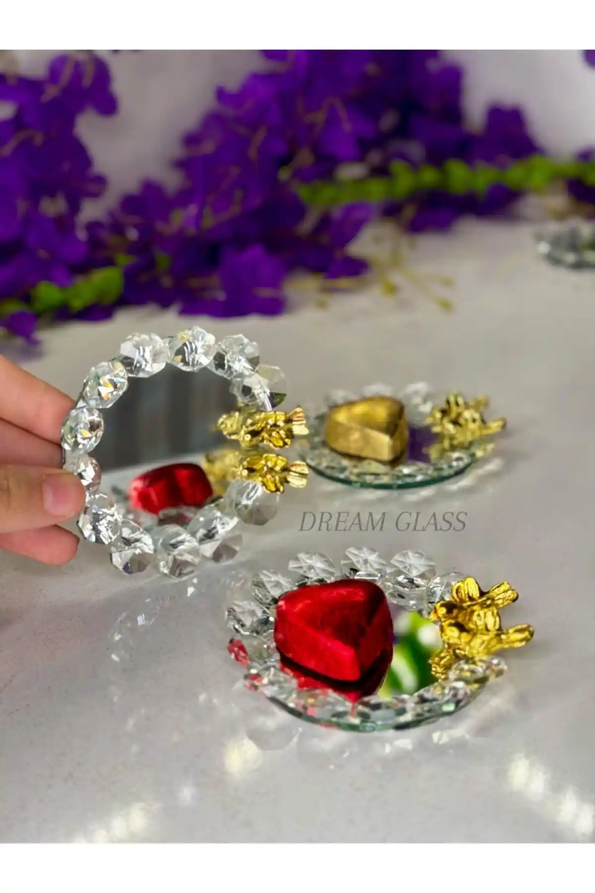 Aynalı Lokumluk ile Dekorasyonda Şıklık ve Zarafet Sağlayan Dekoratif Çözümler