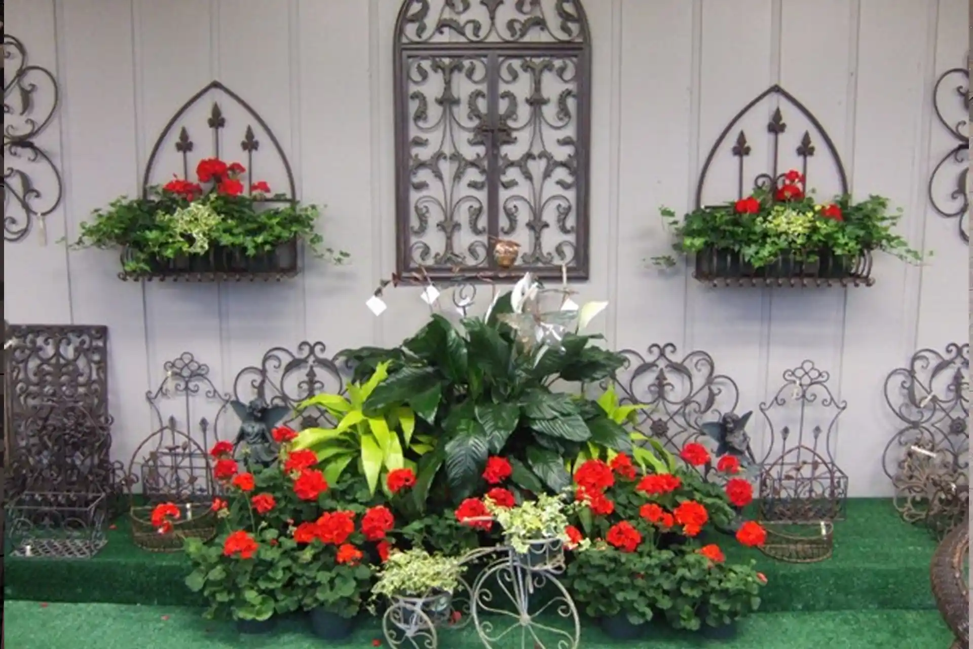 Bahçe Aksesuarlarıyla Dekorasyonun Gücü: Estetik ve Fonksiyonellik Bir Arada