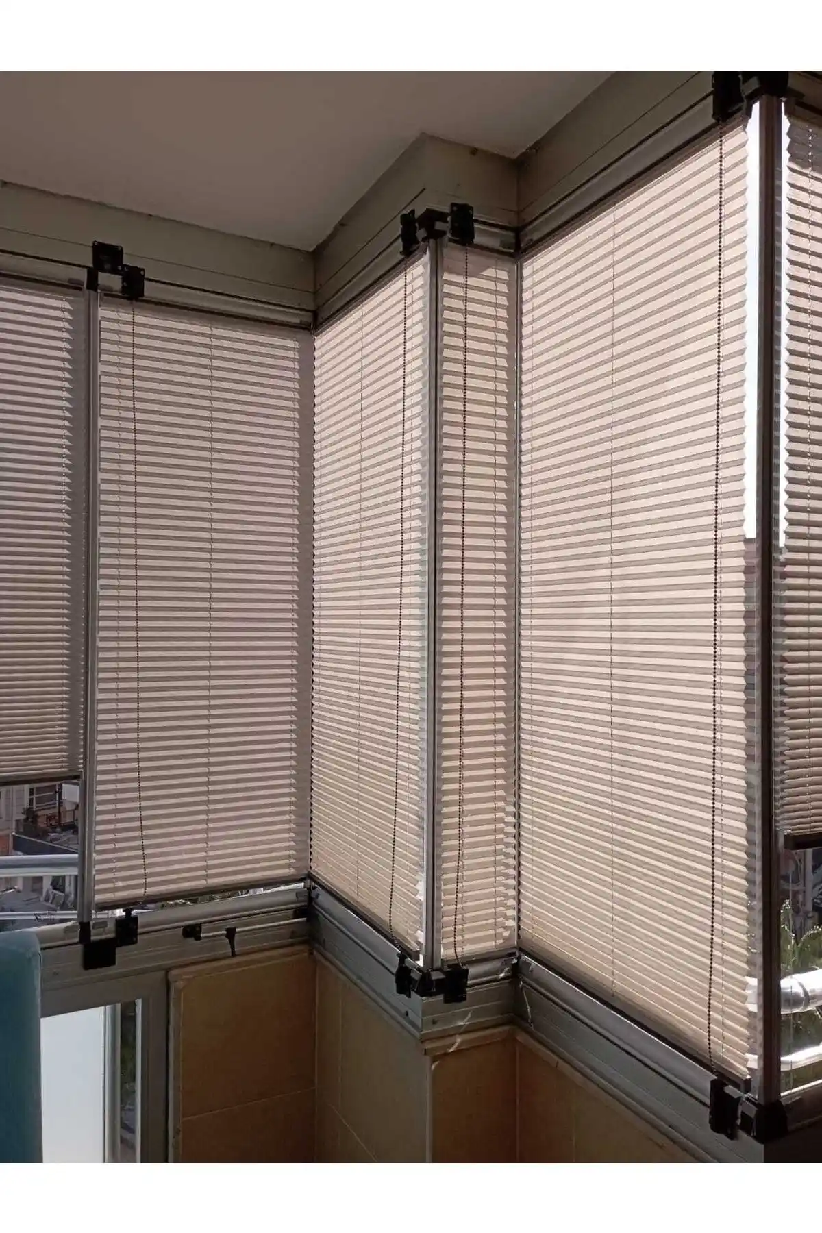 Balkon Perdesi Seçimi ve Dekorasyon İpuçlarıyla Şık Dış Mekan Tasarımı