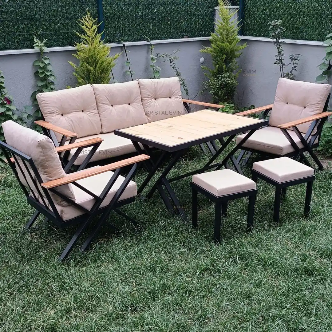 Balkon Setleri ile Şık ve Fonksiyonel Dış Mekan Dekorasyonu Nasıl Yapılır