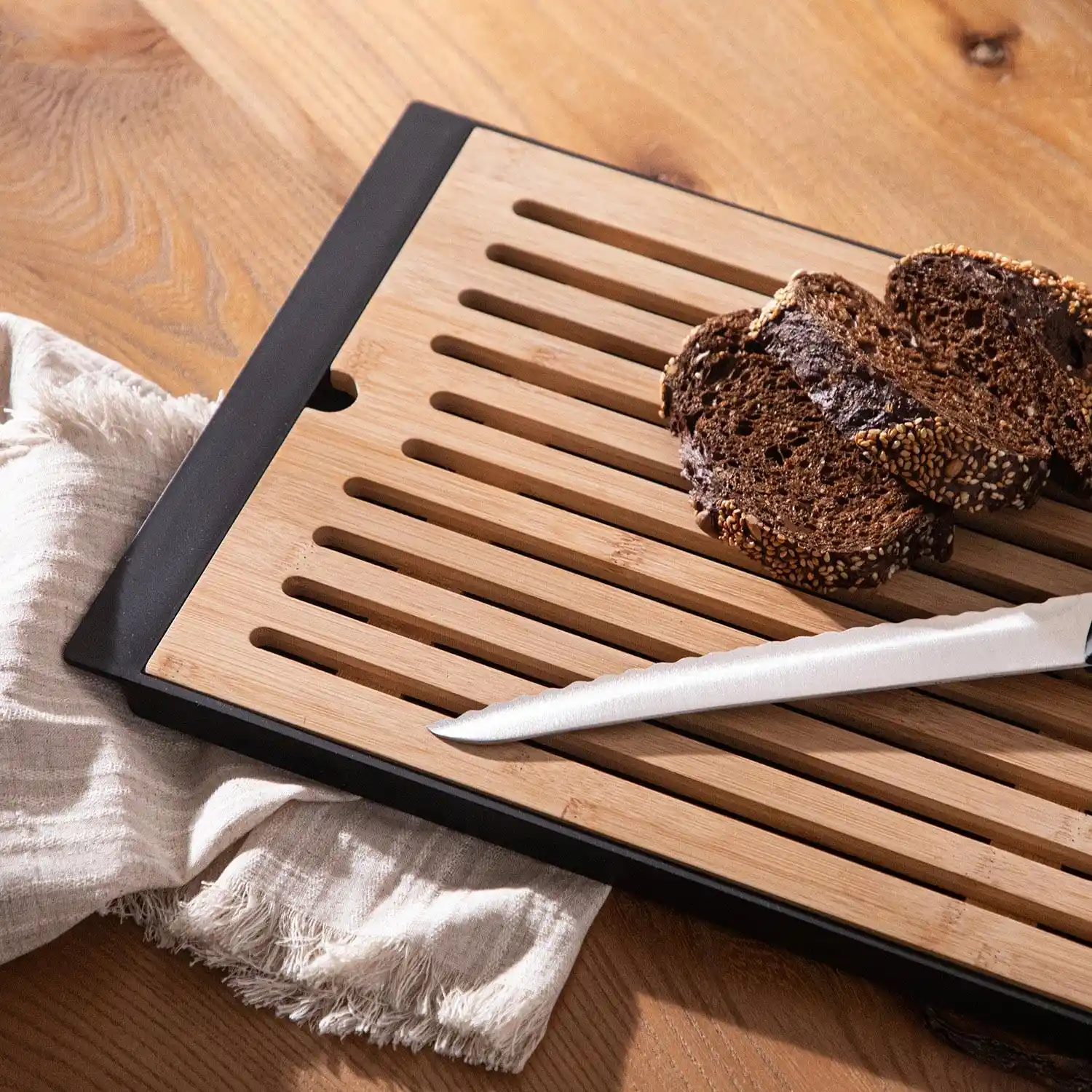 Bambu Ekmek Tahtası ile Doğal ve Şık Dekorasyon Çözümleri