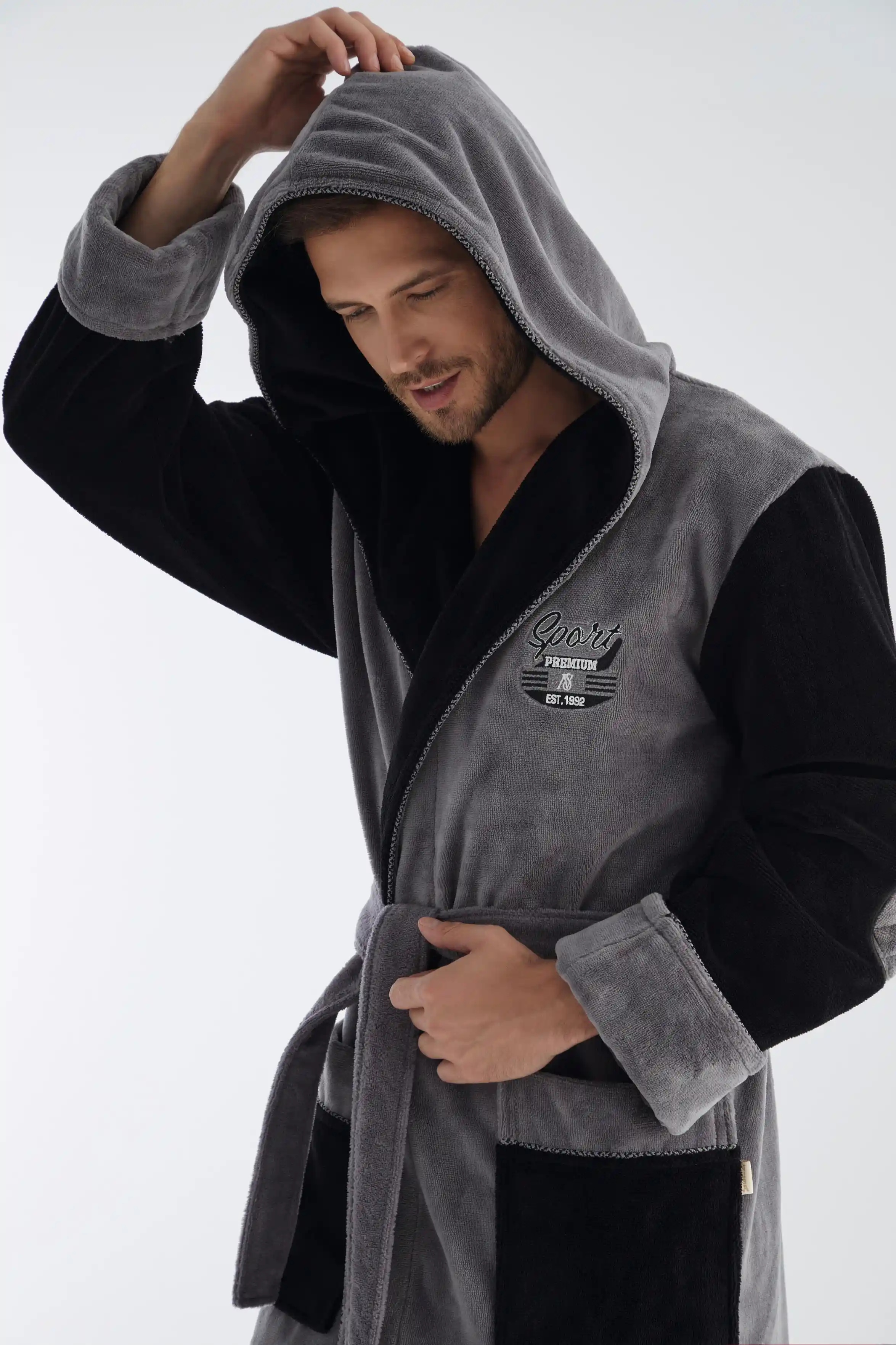 Bambu Erkek Bornozlarıyla Dekorasyon ve Konforun Modern Buluşması