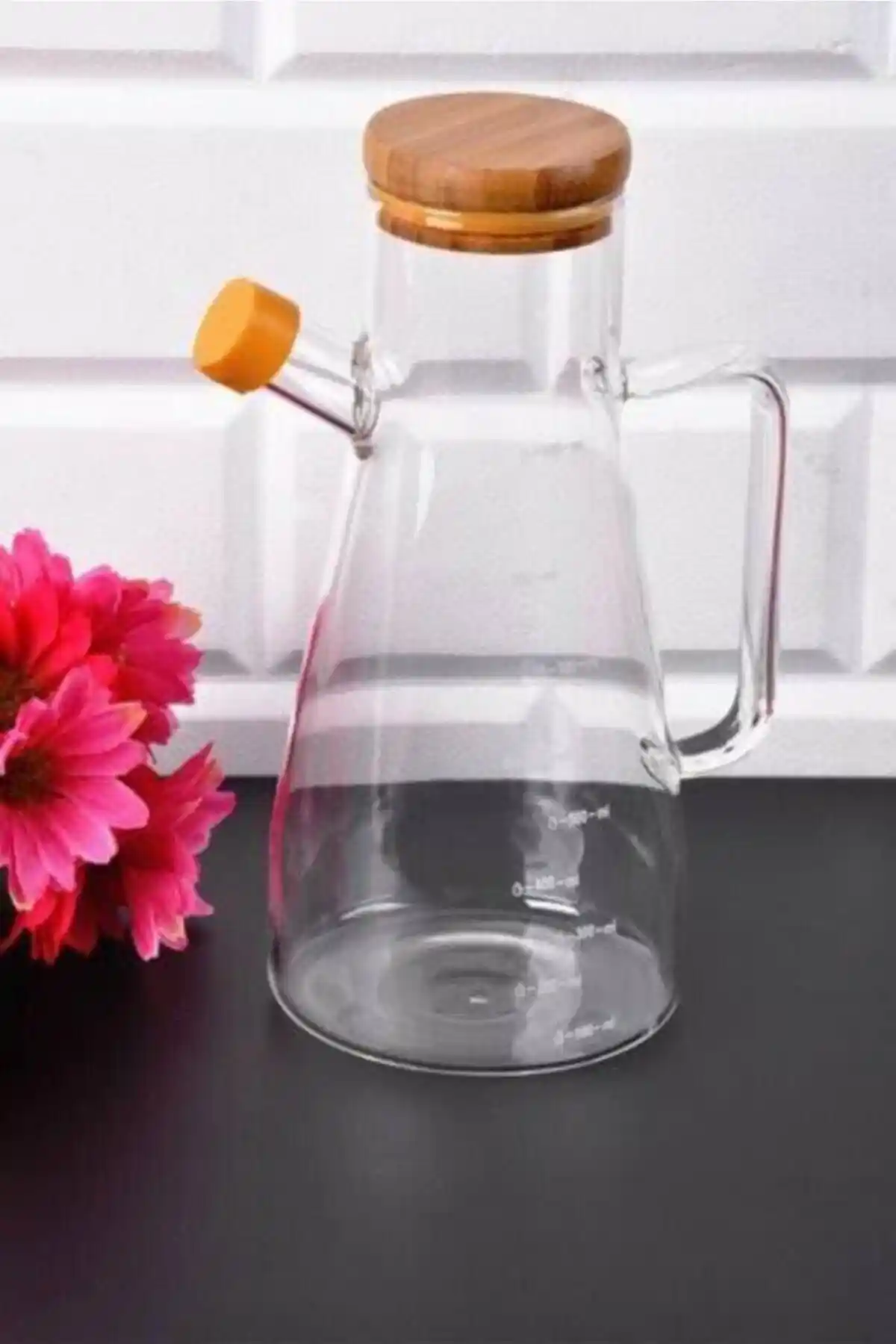 Bambu Kapaklı Yağdanlıklar ile Doğal ve Şık Mutfak Dekorasyonları