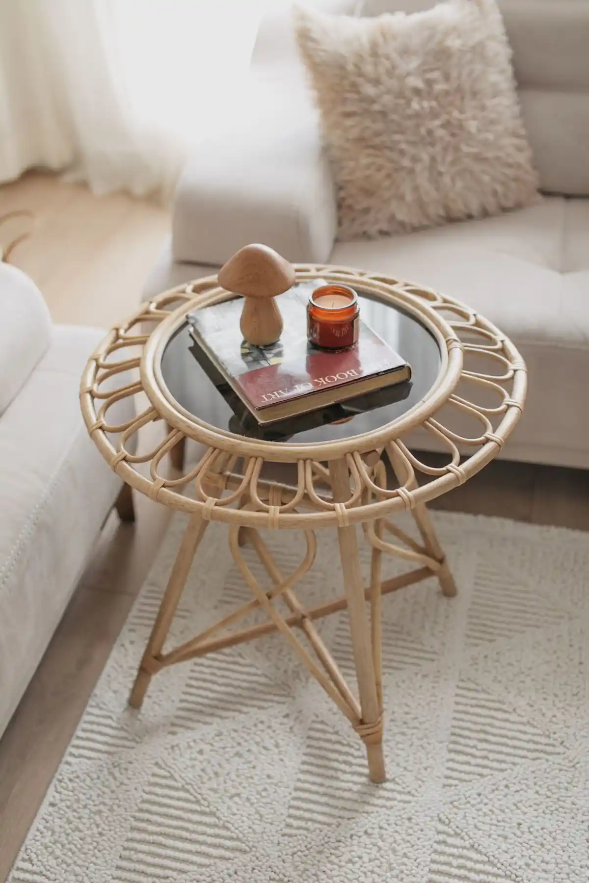 Bambu Yan Sehpa ile Doğal ve Şık Dekorasyon Çözümleri Sunan Sürdürülebilir Mobilya Seçenekleri