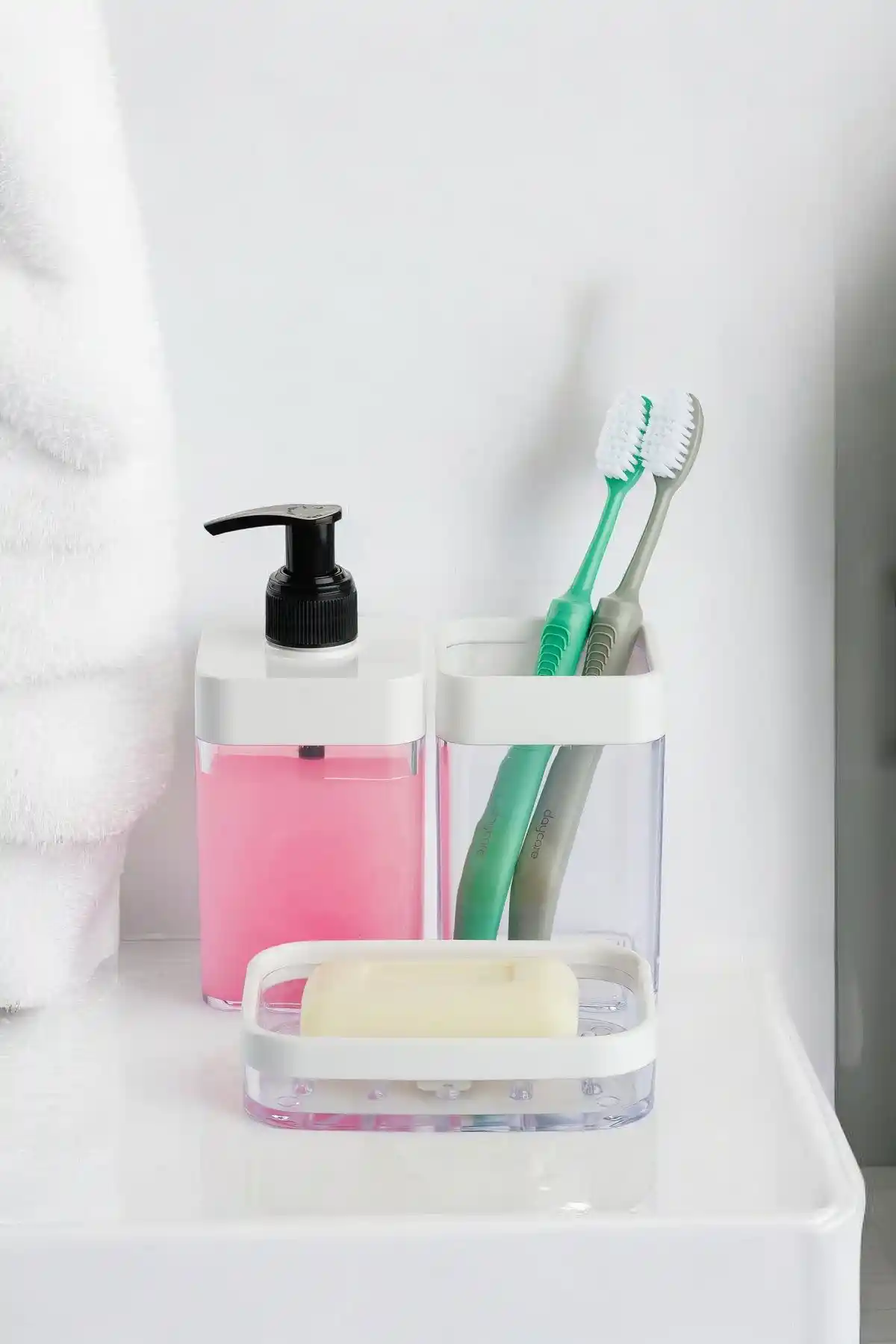 Banyo Dekorasyonunda Fonksiyonellik ve Estetiği Birleştiren Çözümler