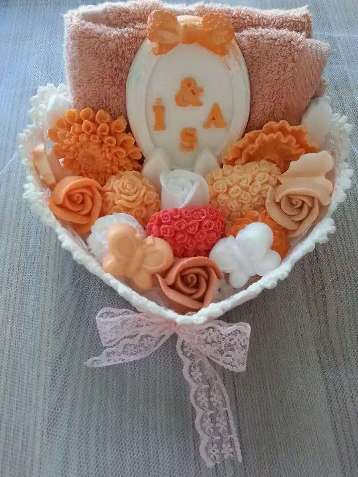 Banyo Dekorasyonunda Kokulu Sabun Sepetleri ile Şıklık ve Fonksiyonellik Sağlama Rehberi