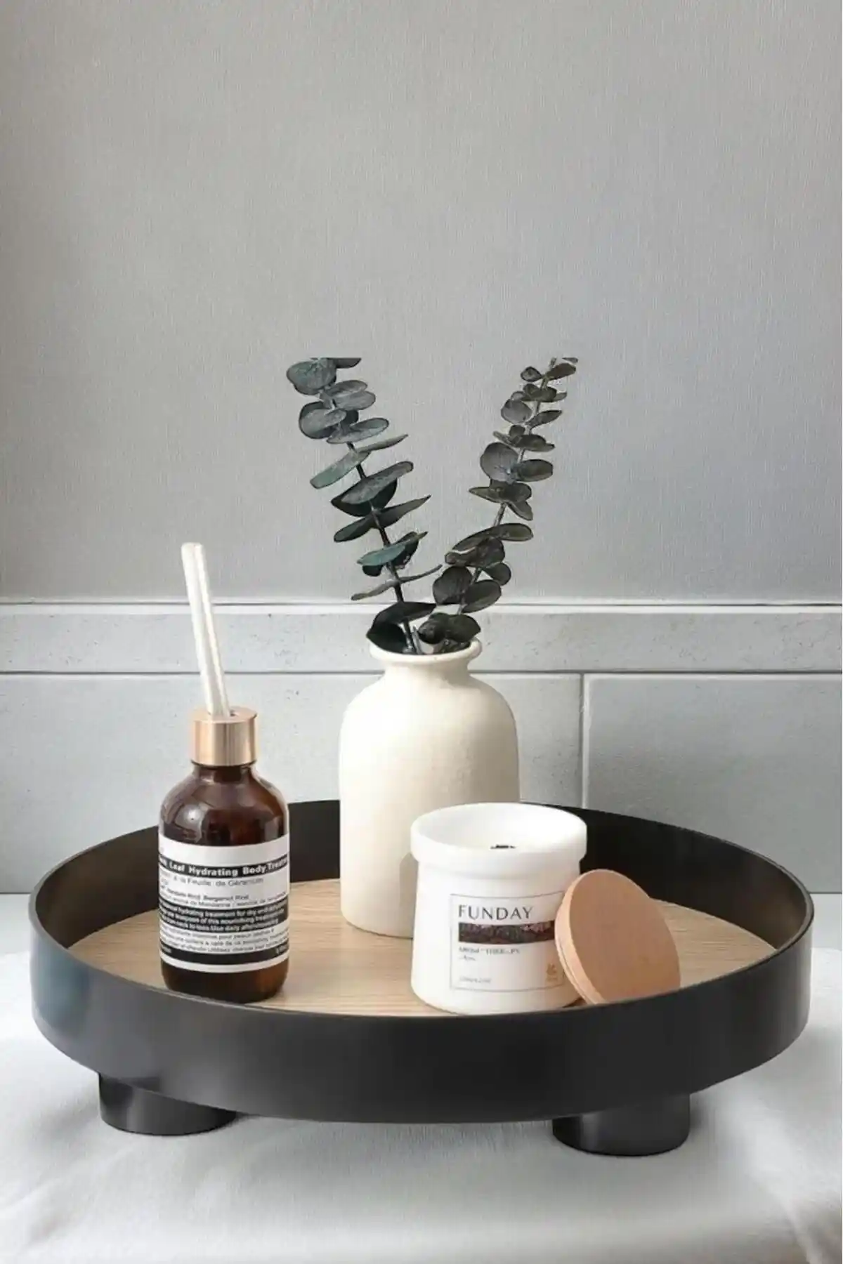 Banyo Dekorasyonunda Şık ve İşlevsel Çözümler: Banyo Tepsileri Rehberi