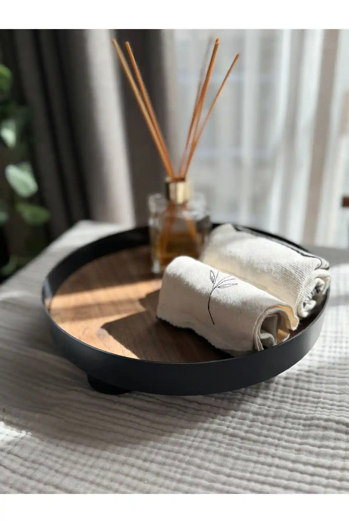 Banyo Sunum Tepsisi Seçimi ve Dekorasyonda Kullanım İpuçları