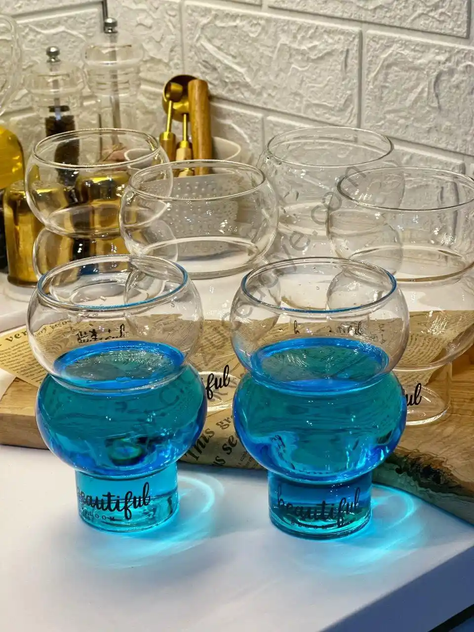 Bardak Cam ile Modern ve İşlevsel Dekorasyon Fikirleri ve Kullanım İpuçları