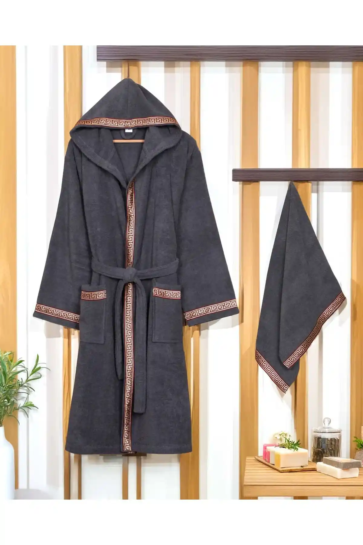 Battal Boy Bornoz ile Dekorasyonda Konfor ve Şıklığın Mükemmel Buluşması