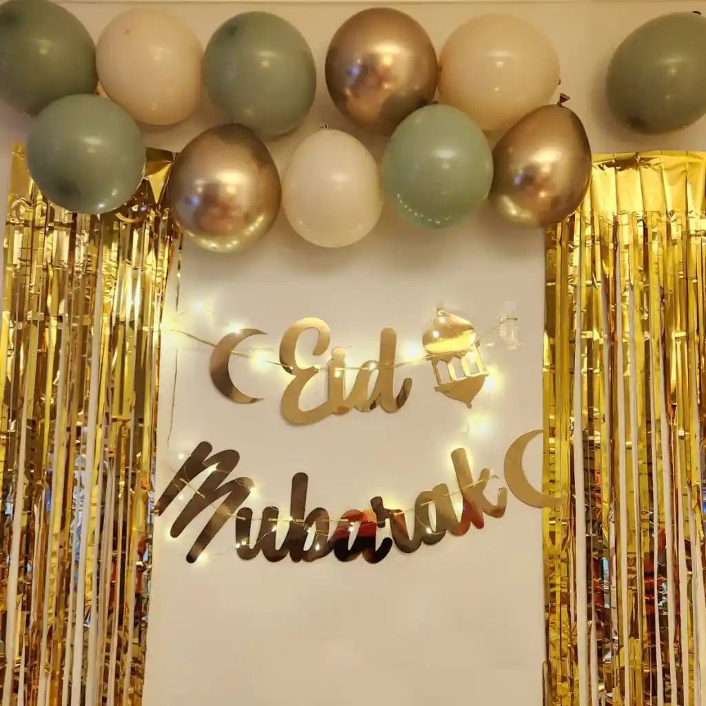 Bayram Süsleri ile Dekorasyonunuzu Geliştirin Geleneksel ve Modern Dokunuşlarla Şık ve Sıcak Atmosferler Yaratın