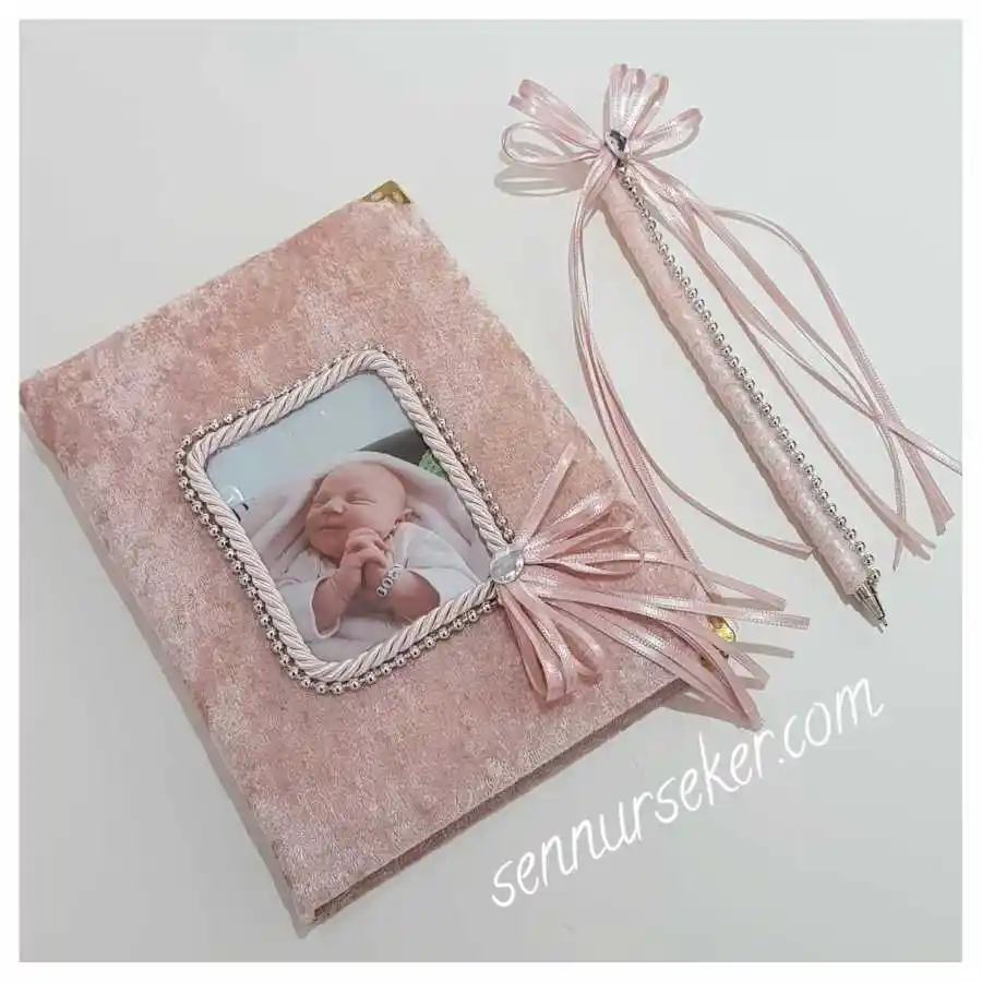 Bebek Anı Defteri Dekorasyonu ile Anıları Güzel ve Şık Bir Şekilde Saklayın