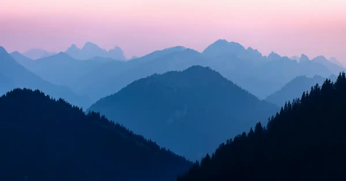 Bebek Odası Dekorasyonunda Uyku Setleri Seçimi ve Dekorasyon İpuçları
