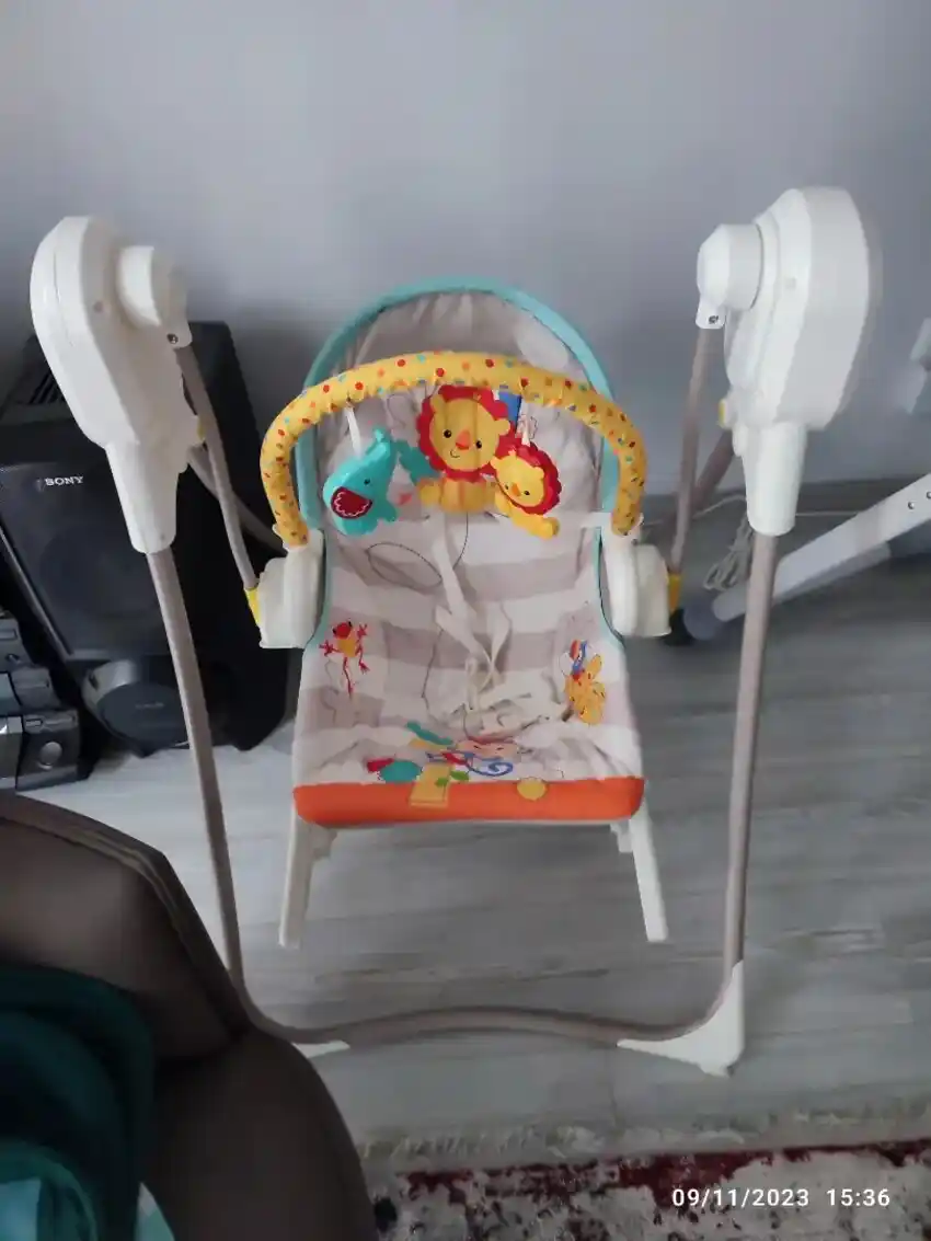 Bebek Sallanan Koltuklar: Güvenlik ve Estetiği Bir Arada Sunan Modern Dekorasyon Seçenekleri