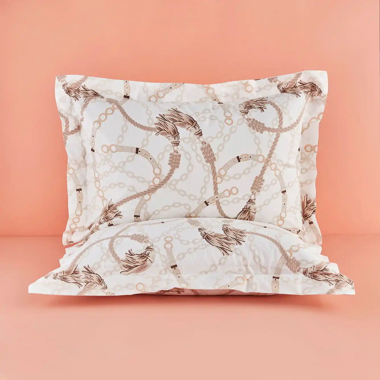 Bella Maison Yastık Kılıfı ile Dekorasyonda Zarafetin Anahtarı ve Estetik Çözümler