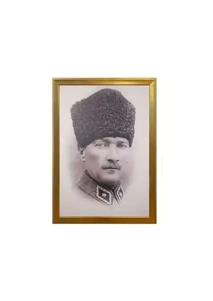 Bellarte Yalız Çerçeveli Atatürk Portresi: Estetik ve Anlam Dolu Dekorasyon Parçası