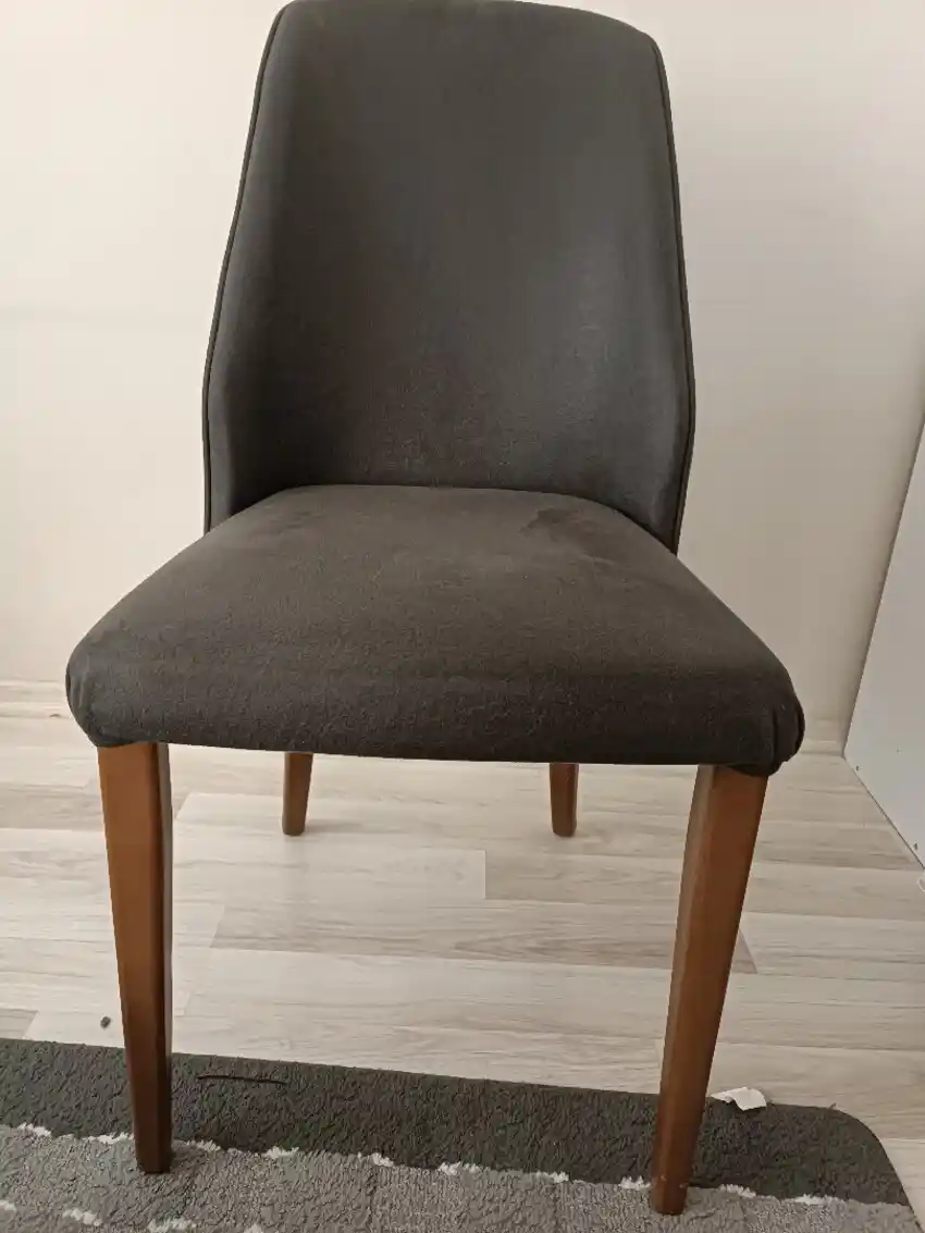 Bellona Mutfak Sandalyesi ile Dekorasyonda Şıklık ve Dayanıklılık Sağlayan Çözüm