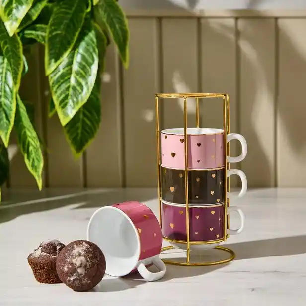 Benante Kupa Setleri ile Dekorasyonda Zarafet ve Fonksiyonellik Analizi