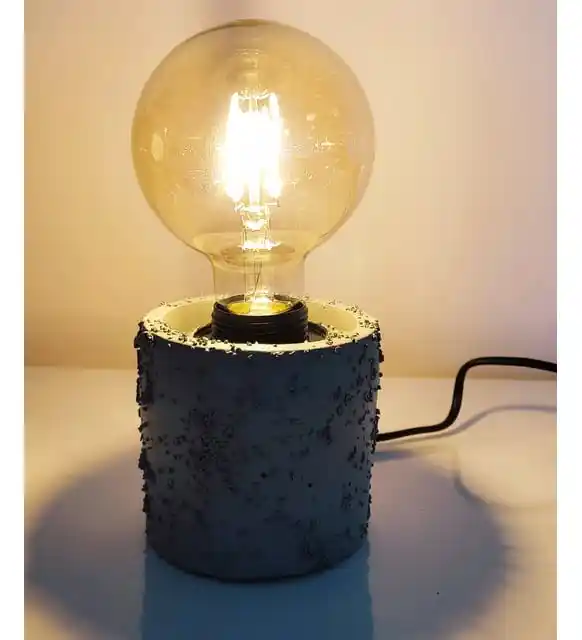 Beton Abajur: Modern ve Dayanıklı İç Mekân Dekorasyonuna Şık Bir Katkı