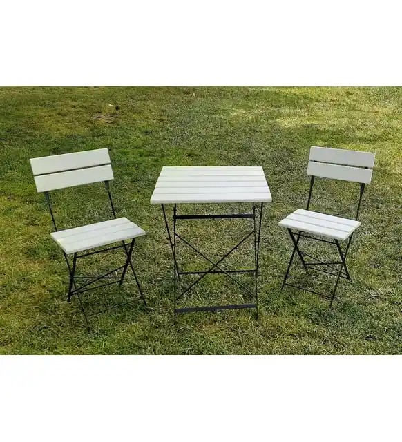 Beyaz Balkon Masa Sandalye Takımlarıyla Şık ve Ferah Balkon Dekorasyonu Rehberi