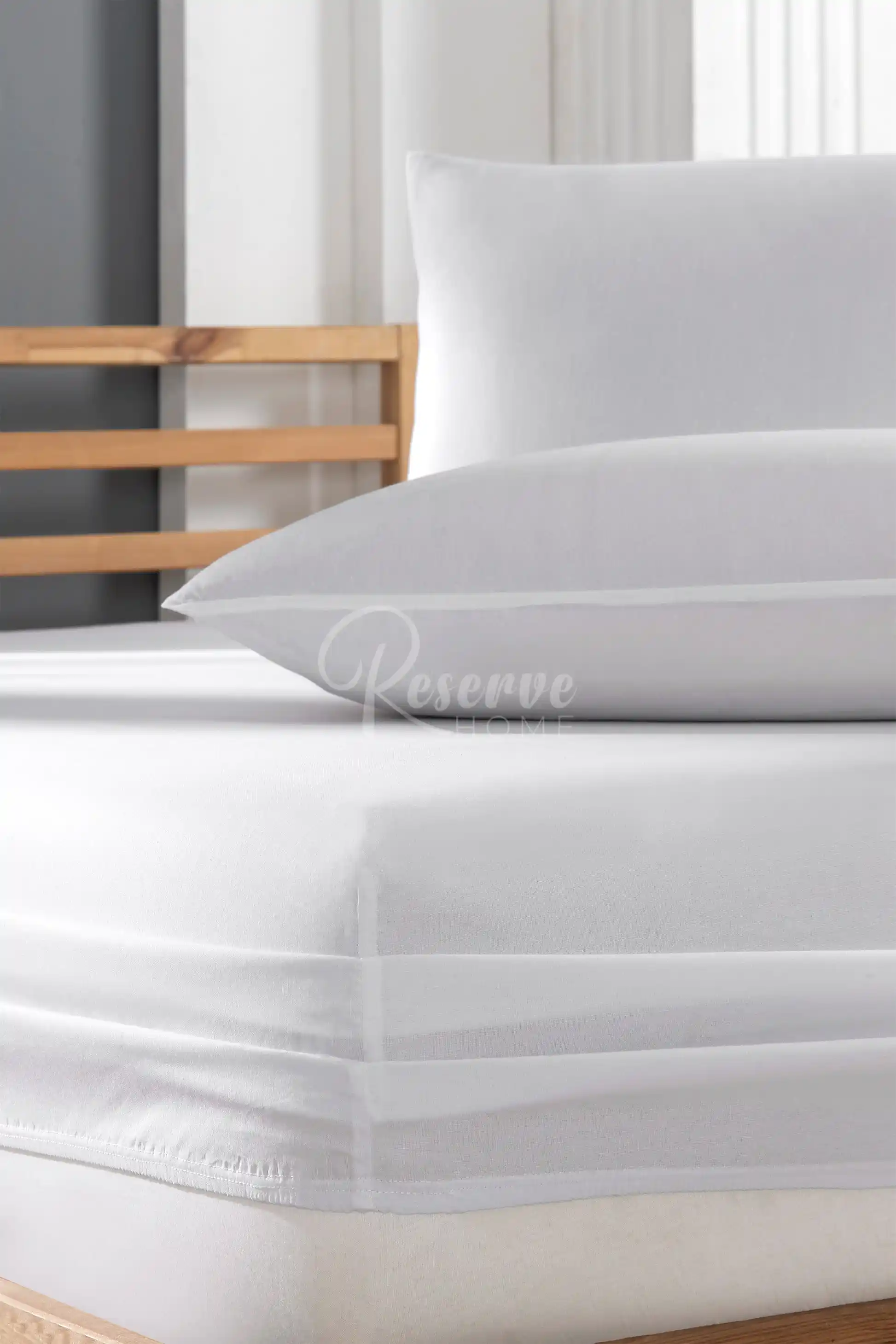 Beyaz Çarşaf Takımlarıyla Yatak Odalarınızda Şıklık ve Konforu Yakalamak