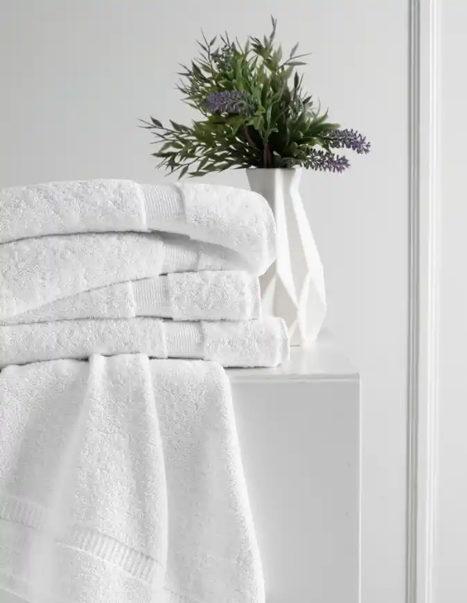 Beyaz El Havlusu ile Dekorasyonda Zarafet ve Fonksiyonellik Uyumunu Yakalayın