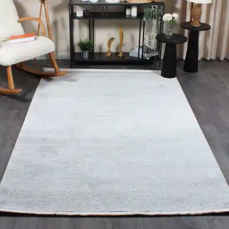 Beyaz Halı Modelleri ile Dekorasyonunuzu Yenileyin Modern ve Klasik Tarzlara Uygun Seçenekler