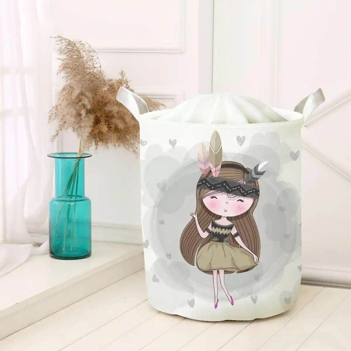 Beyaz Renkli Bebek Kirli Sepetleri ile Şık ve Fonksiyonel Bebek Odası Dekorasyonu