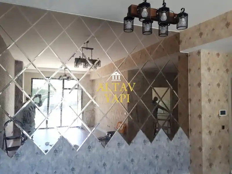 Bizote Aynalar: Modern Dekorasyon İçin Şık ve Fonksiyonel Ayna Çözümleri