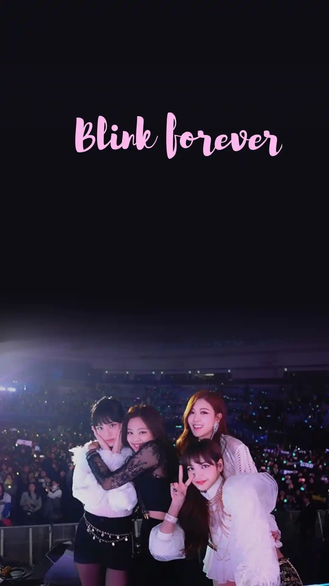 BLACKPINK Temalı Siyah Beyaz Duvar Kağıtlarıyla Modern Dekorasyon Trendleri