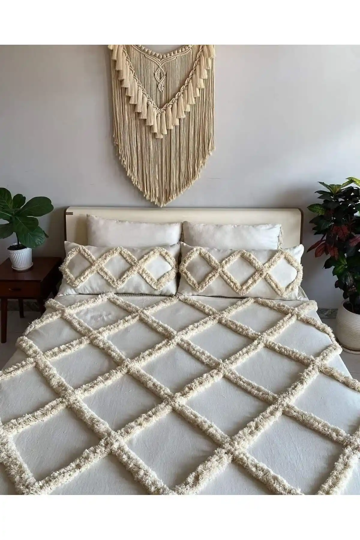 Bohem Yatak Örtüsü ile Renkli ve Havalı Bir Ev Dekorasyonu Yaratma Rehberi