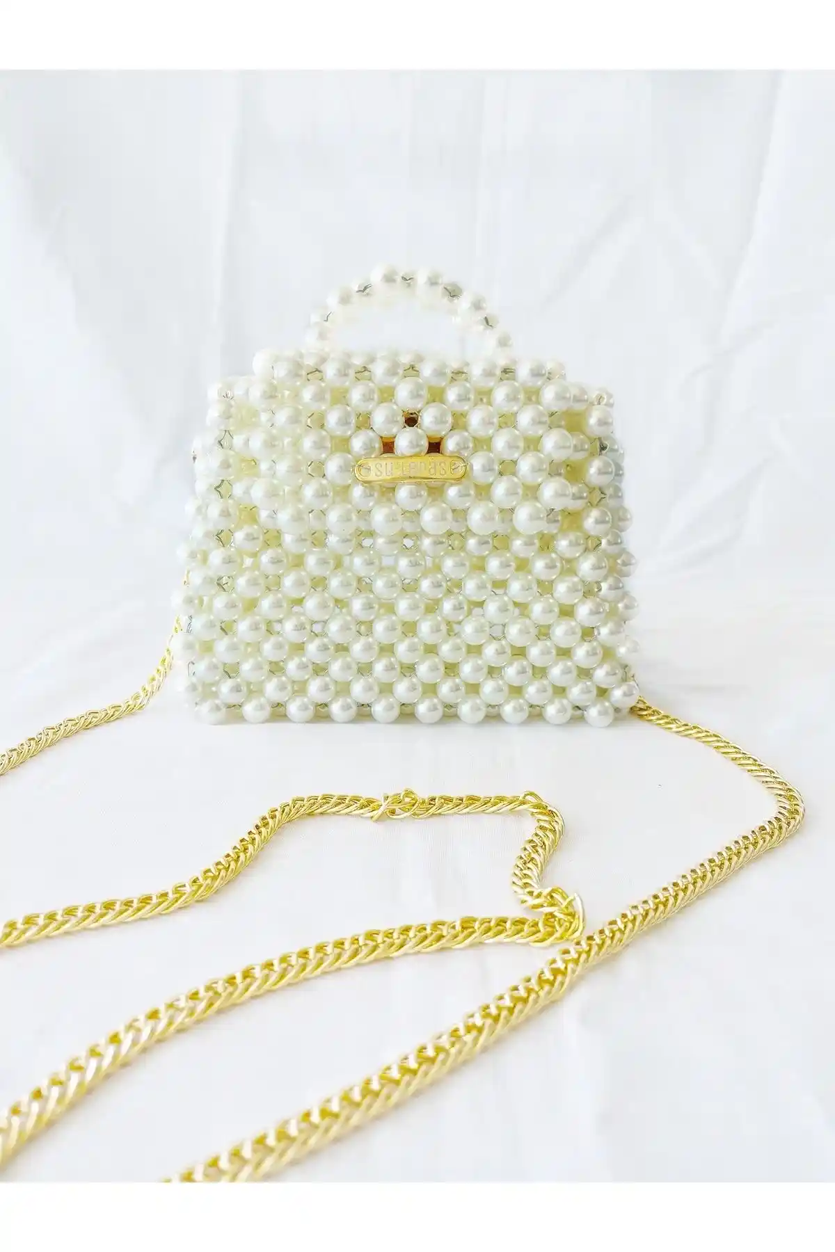 Boncuk Çantalar: Dekorasyonda Zarafet ve İşlevselliğin Modern Buluşması