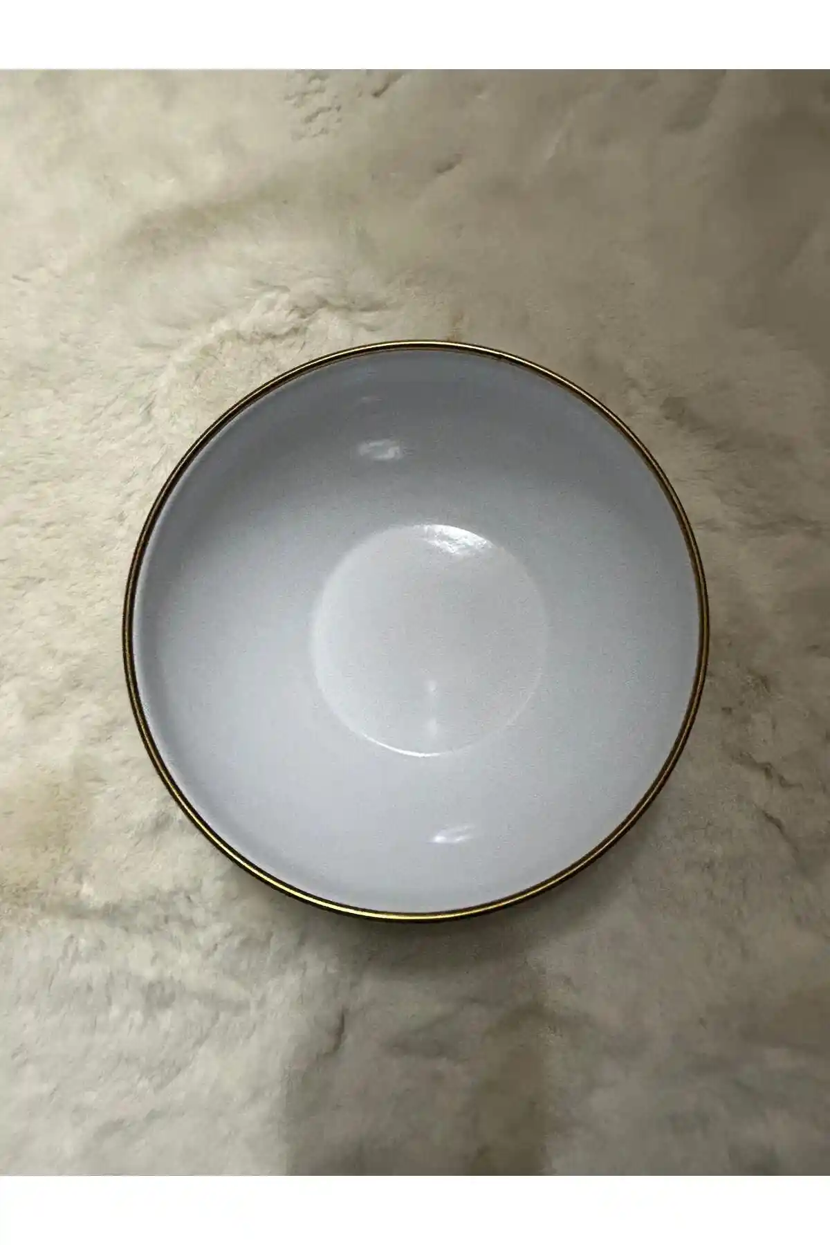 Bonera Emaye Kase: Dayanıklı ve Estetik Mutfak Dekorasyonunun Vazgeçilmez Parçası