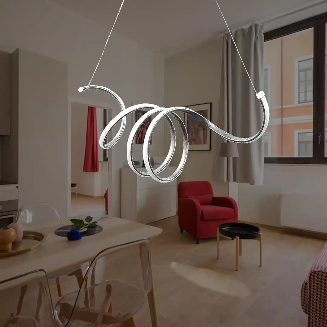 Boynuz Avize Dekorasyonda Doğal ve Rustik Bir Şıklık Sunar