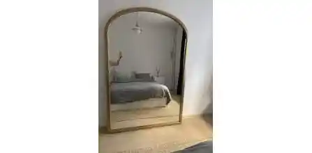 Büyük Aynalar ile Ev Dekorasyonunu Geliştirme ve Mekanları Genişletme Rehberi