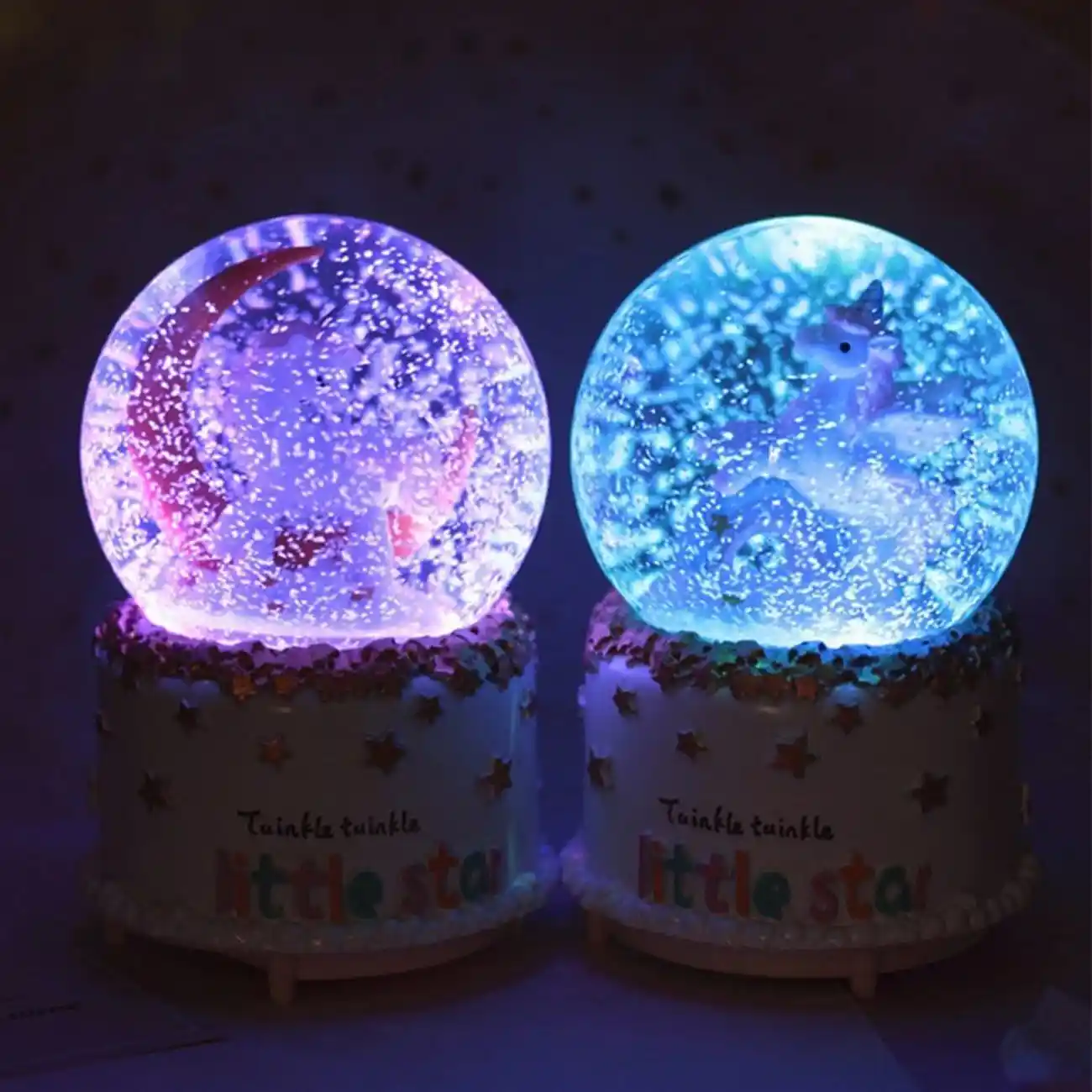 Büyük Boy Kar Küresi ile Dekorasyonda Şık ve Sihirli Dokunuşlar