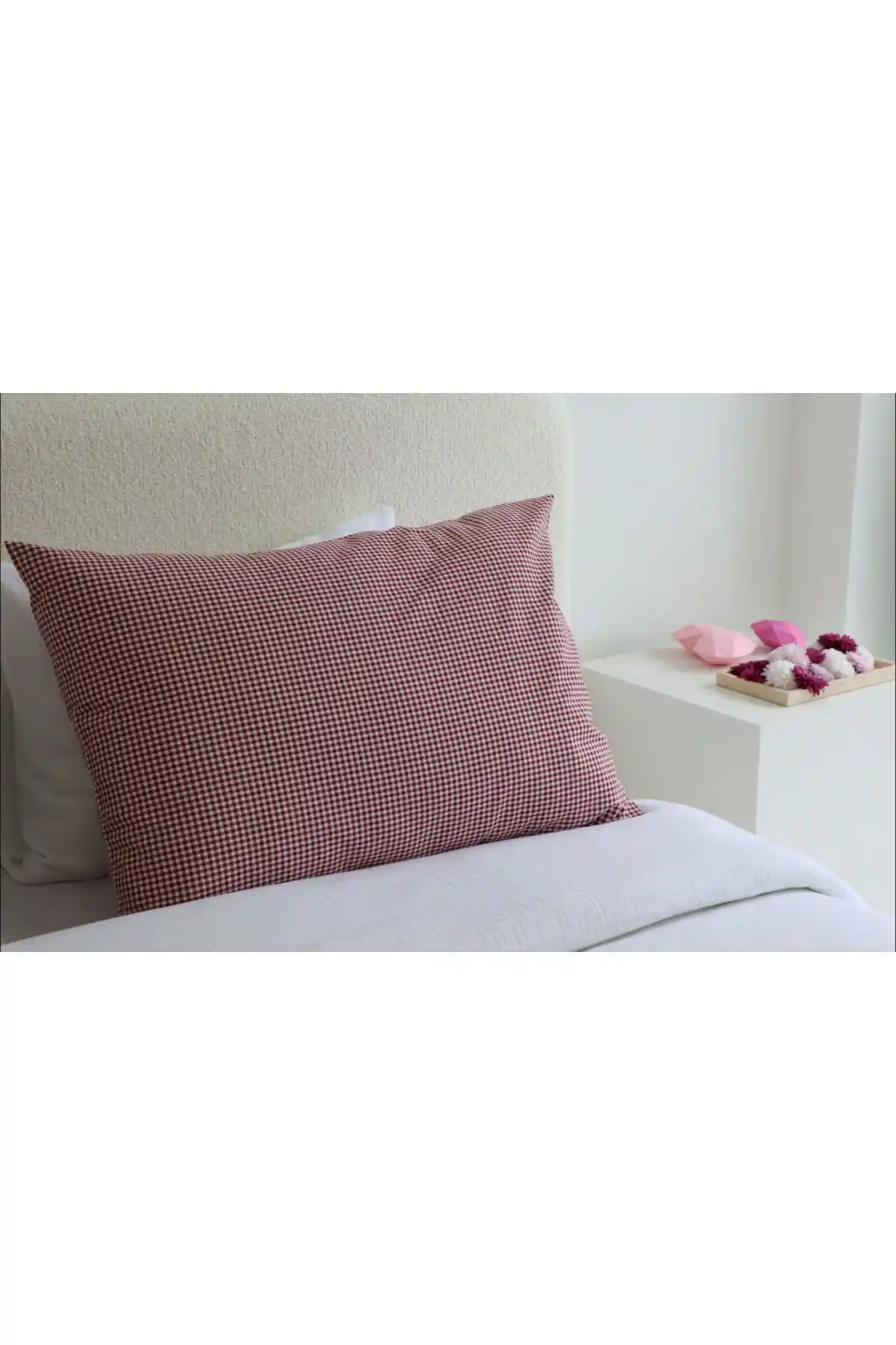 Büyük Boy Yastık Kılıfı Seçenekleri ve Dekorasyonda Kullanım İpuçları