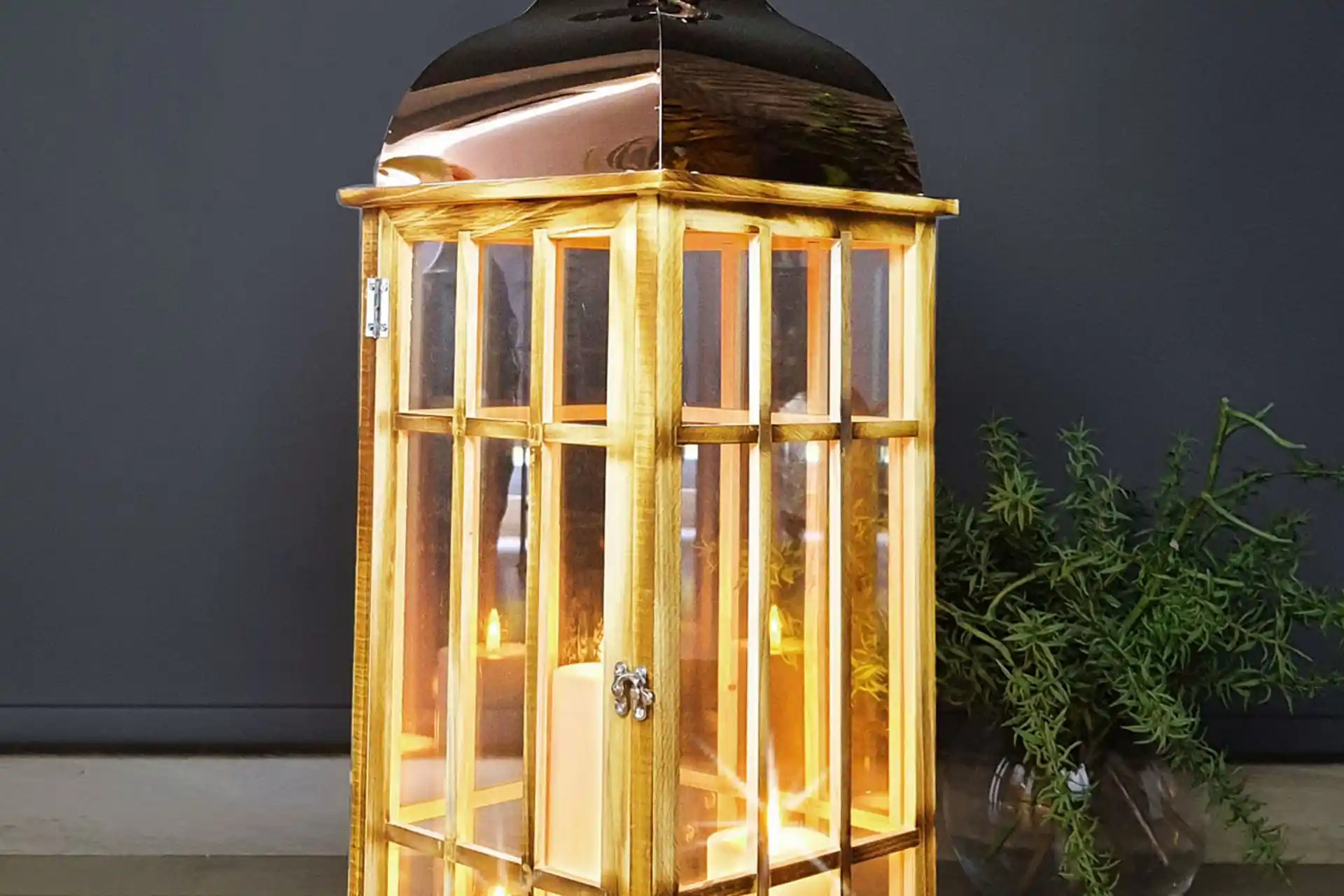 Büyük Fener Mumluklar ile Dekorasyonunuza Zarif ve Sıcak Dokunuşlar Katın